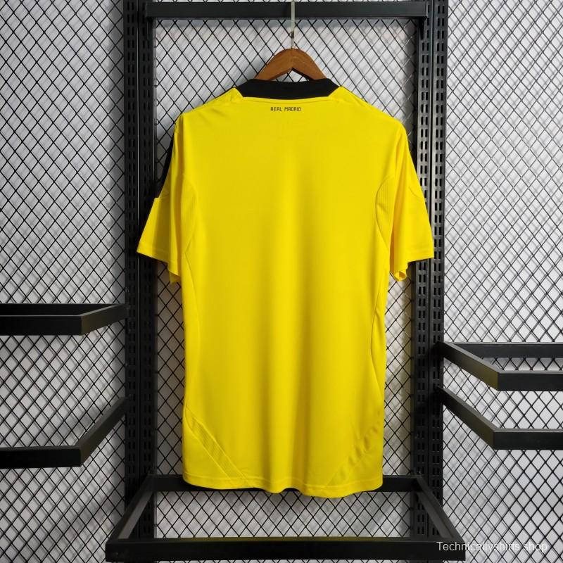 Retro 2011/12 Real Madrid Yellow Goalkeeper Jersey