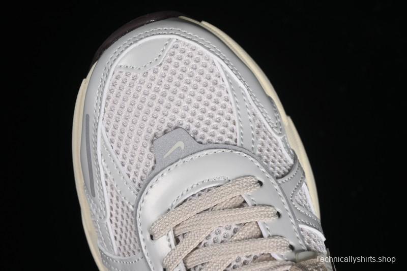 Nike V2K Runtekk 3XL Low-Top Retro Running Shoes with Shock Absorption and Anti-Slip Design - FD0736-103