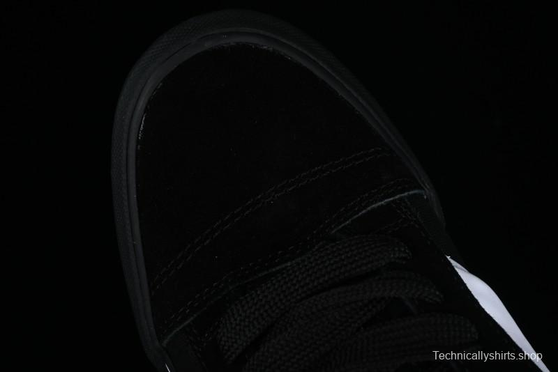 Vans Classics Knu Skool Retro Skate Shoes with Thickened Tongue and Oversized Toe - VN0009QCB9P