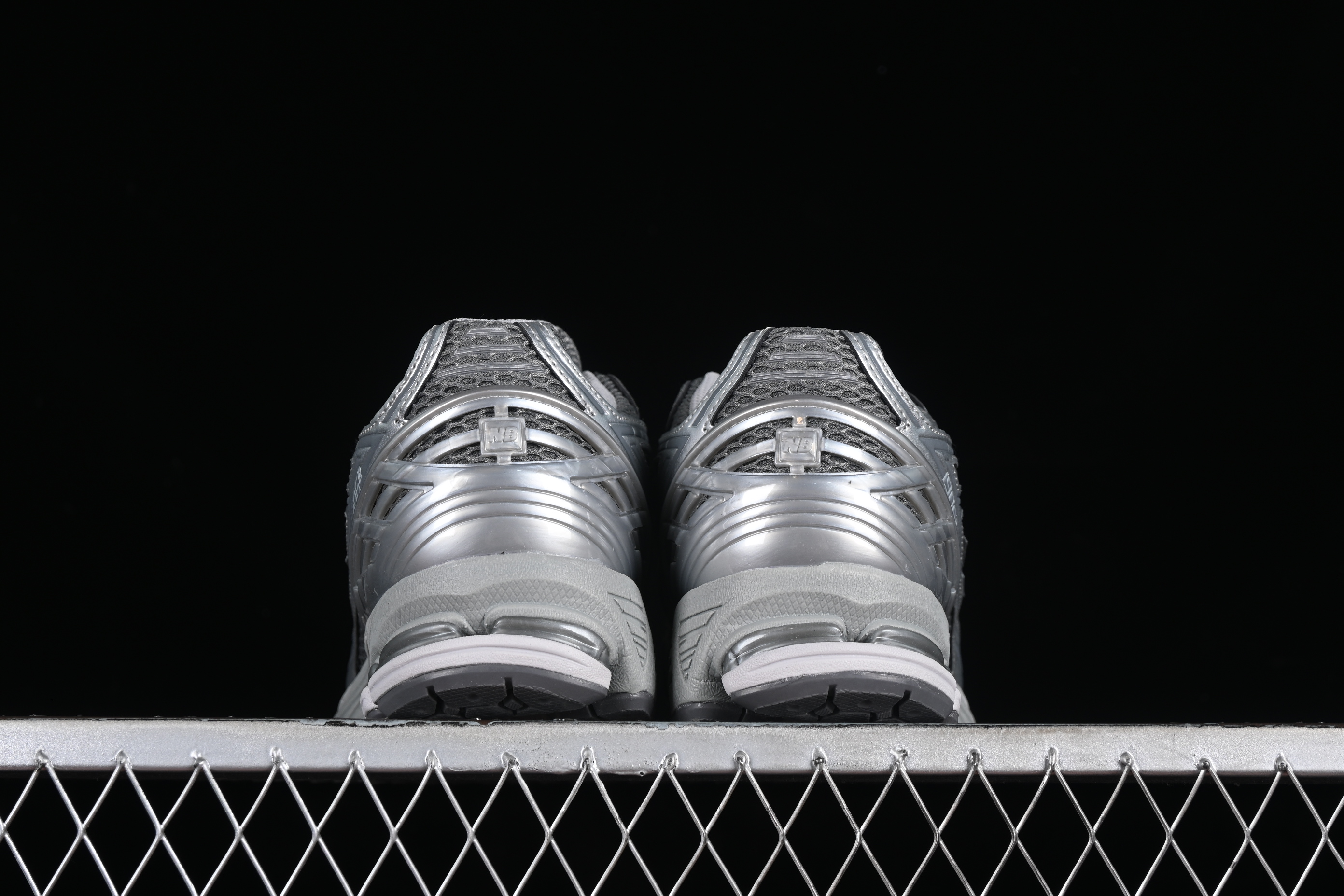New Balance 1906 Series Retro Dad Style Casual Running Shoes - M1906REH