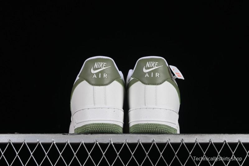 Nike Air Force 1 '07 Low Casual Sneakers in White Green - DV3808-106