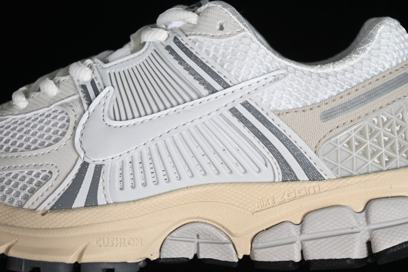 Nike Zoom Vomero 5 Retro Casual Running Shoes with EVA Lightweight Cushioning - HF0731-007