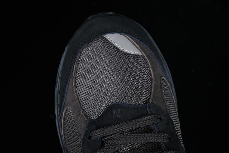 New Balance 2002 Series Retro Casual Running Shoes with Upgraded N-ERGY Cushioning - M2002RBV