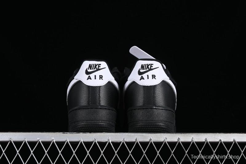Nike Air Force 1 '07 Low Classic Lace-Up Casual Sneakers in Black & White - ZH0316-018