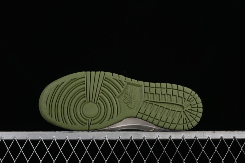 Nike SB Dunk Low UN Collaboration - Letter Green Anniversary High-End Custom Low-Top Casual Skate Shoes - BB2699-211
