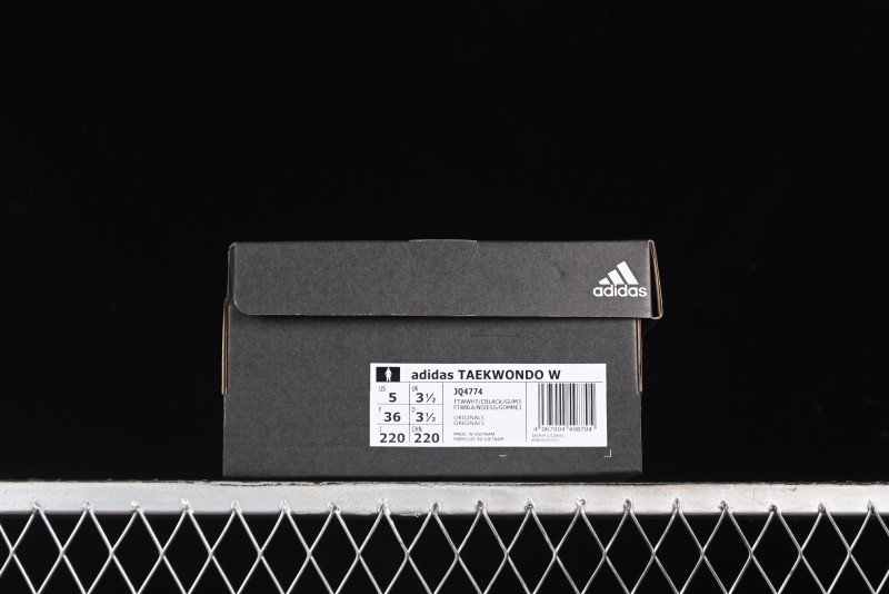 Adidas Originals Taekwondo JQ4774 Low-Top Training Shoes for Comfortable Non-Slip Workouts