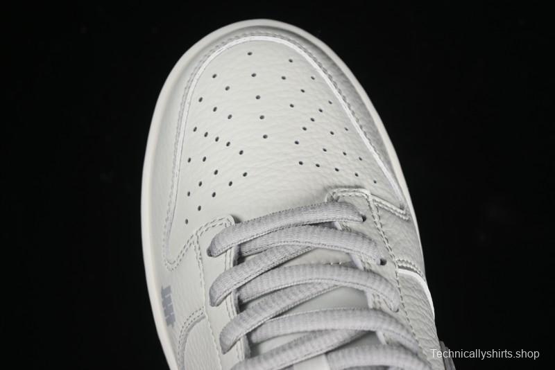 Nike SB Dunk Low x Undefeated Collaboration Casual Skate Shoes - UN1697-622