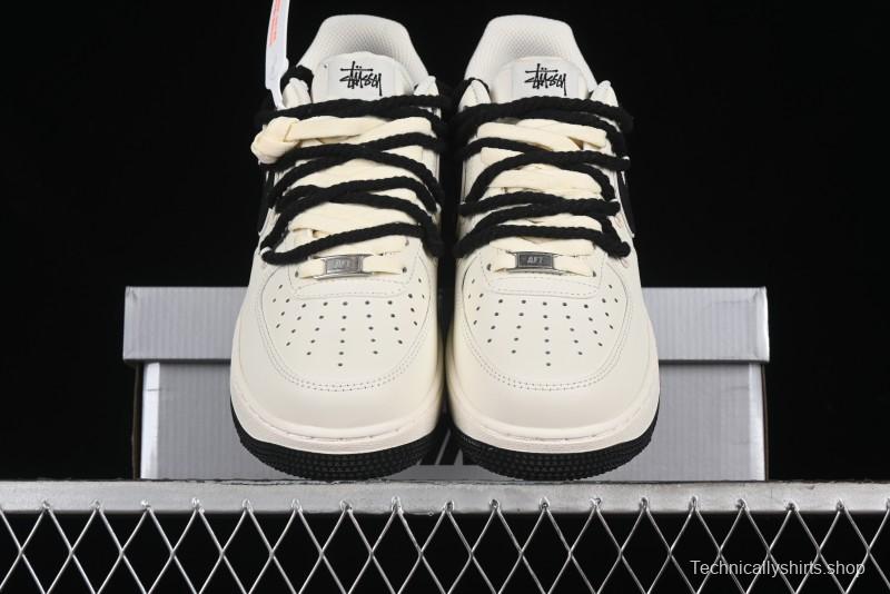 Stussy x Nike Air Force 1'07 Low Casual Sneakers - ZH0316-041
