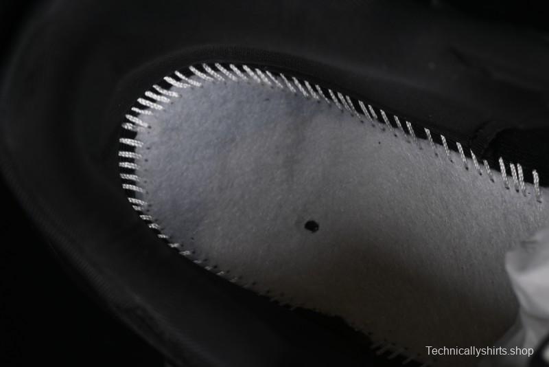 Nike Runtekk Run Retro Low-Top Running Shoes with Cushlon Midsole and Anti-Slip Design - HQ1582-001