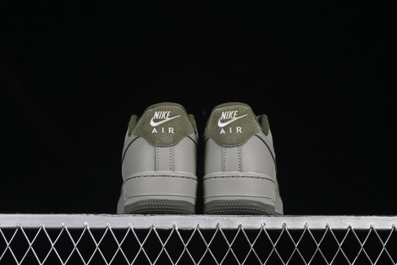 Nike Air Force 1 '07 Low Casual Sneakers with Full-Length Air Cushion - HM9483-300
