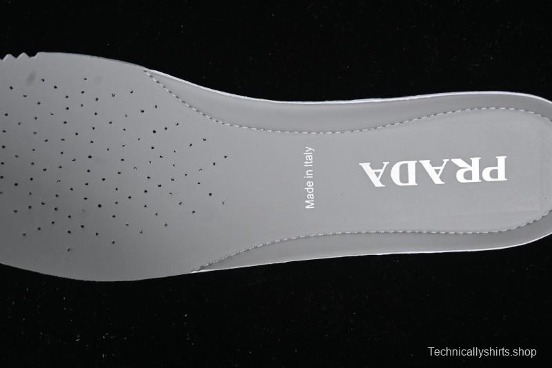 Prada Cloudbust Air Thunder Lifestyle Low-Top Sneakers with Anti-Slip and Wear-Resistant Design - 2EG293