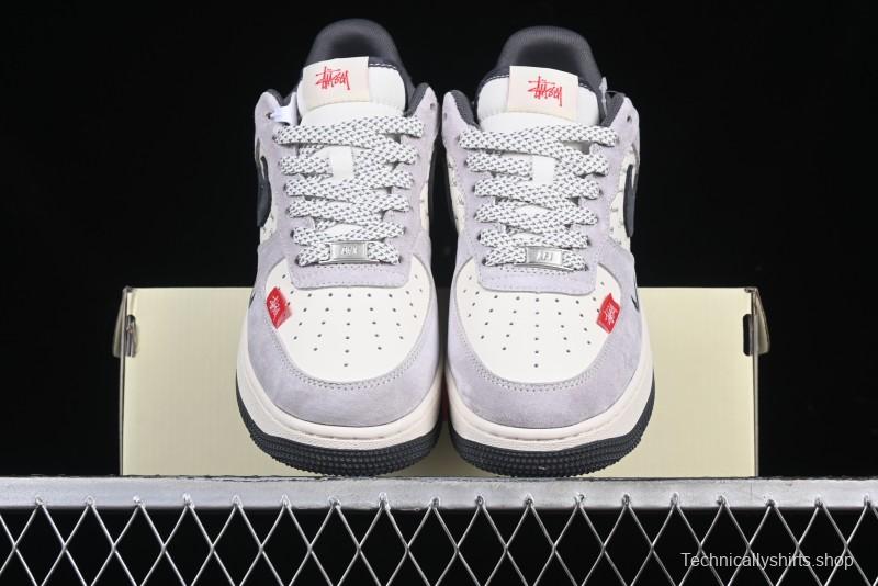 Nike Air Force 1 '07 Low Stussy Collaboration Pig Skin Swoosh Logo Low-Top Casual Sneakers - XS1958-501