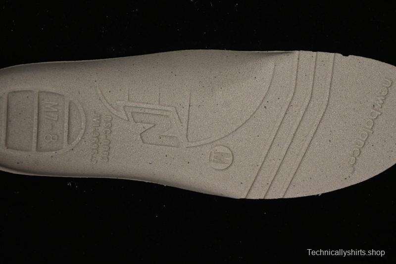 New Balance 1906 Series Retro Dad Style Casual Running Shoes - M1906RKC