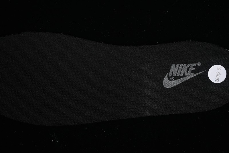 Nike Dunk Low Retro SB Skateboarding Shoes in Black & White - DJ6188-002