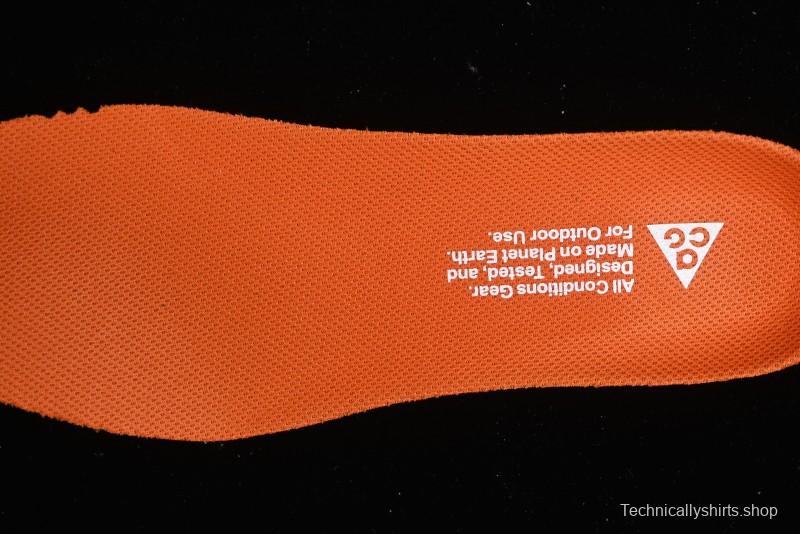 Nike ACG Mountain Fly 2 Low GTX SE Outdoor Hiking Shoes with GORE-TEX and React Foam - DV7903-100