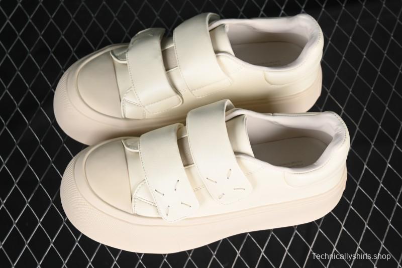 GG-CC Star Same Style Platform Sneakers with Hook and Loop Closure - G23Y6906