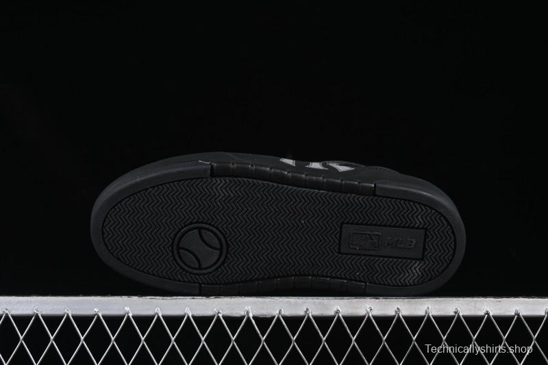 New York Yankees MLB Chunky Liner Custom Platform Casual Sneakers - 3ASXCA12N50WHS