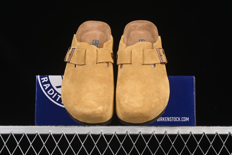 Birkenstock Arizona Soft Footbed Sandals with Suede Leather and Lambswool Lining - G.D4