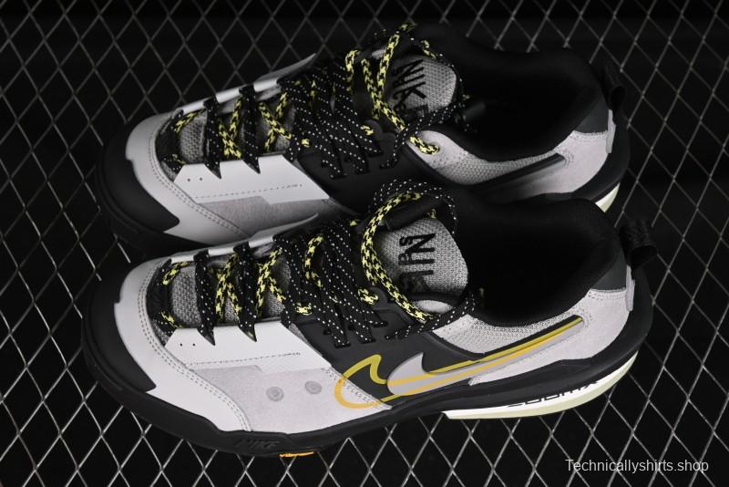 Nike Sacai Zegamadome SP Low-Top Lifestyle Sneakers with Functional Design - HQ8618-003