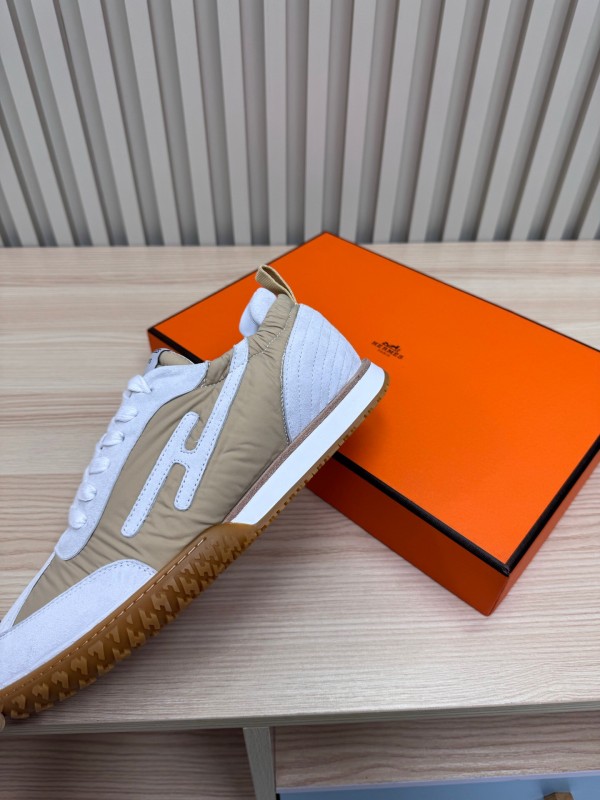 2025 Unisex Hermès White Beige Suede Goat Leather Sneakers Top Version LY00310