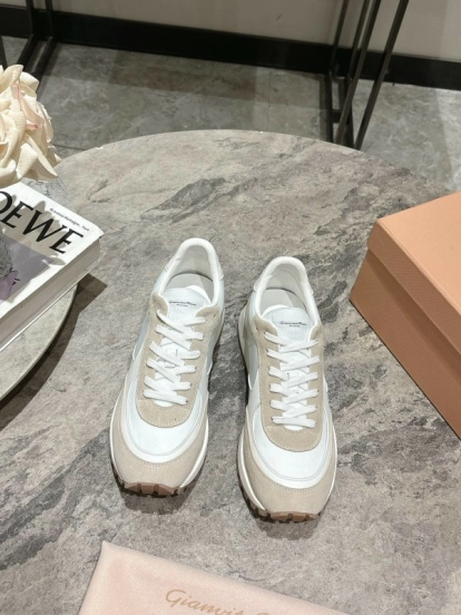 2025 Women Hermès White Beige Leather Mesh Sneakers