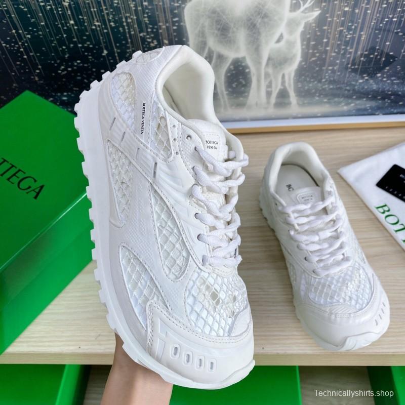 2025 Unisex Bottega Veneta White Lightweight Mesh Runner Sneakers LY00310