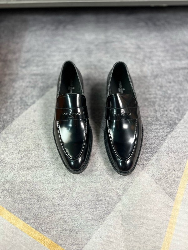 2024 Men Louis Vuitton Black Leather Loafers MJ00290
