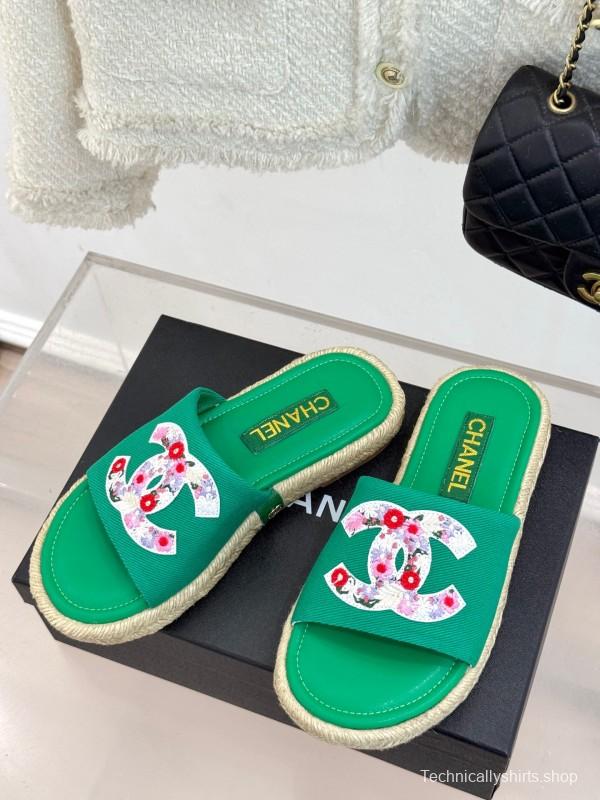 2025 Women Chanel Green Canvas Leather Slippers Embroidered KFY00230