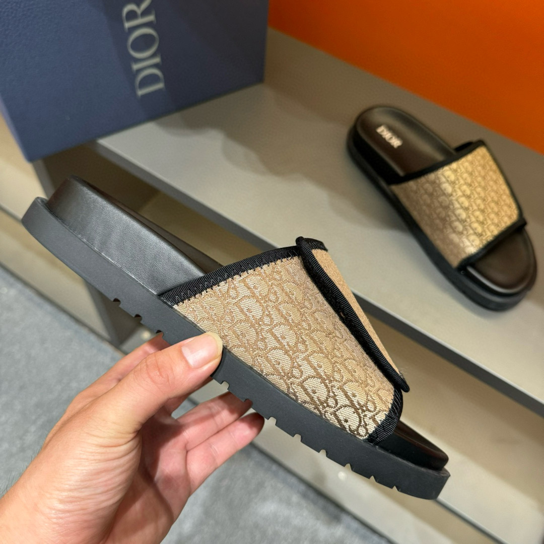 2024 Dior beige black canvas slippers MJ00180