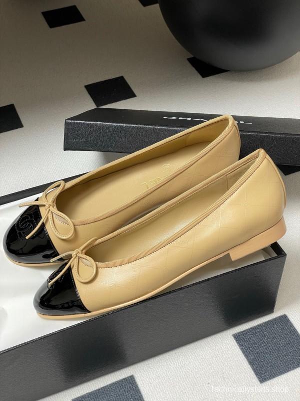 2025 Women Chanel Beige Black Leather Ballet Flat Bow