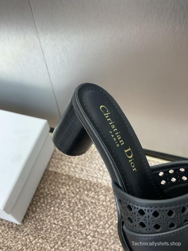 2025 Women Dior Black Leather Slippers KFY00310