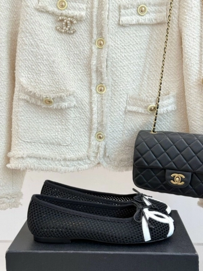 2025 Women Chanel Black White Mesh Leather Ballet Flats KFY00260