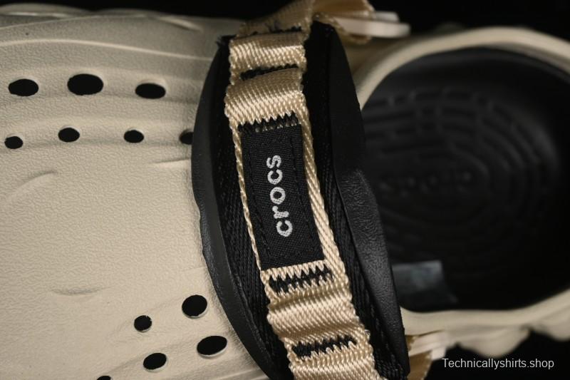 Crocs Bobs Flat Heel Closed Toe Slip-On Beach Clog Sandals