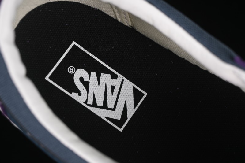 Vans Sk8-Low Skate Shoes with Slip-Resistant Sole - VN0A4UUK76T