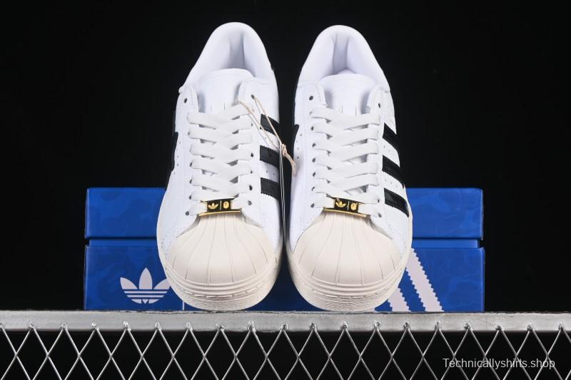Adidas Bape Superstar Casual Sneakers with Shell Toe Design - JR2701