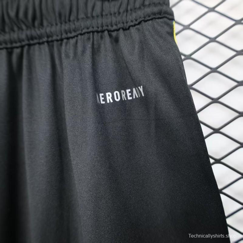 Player Version 25/26 Manchester United Away Shorts