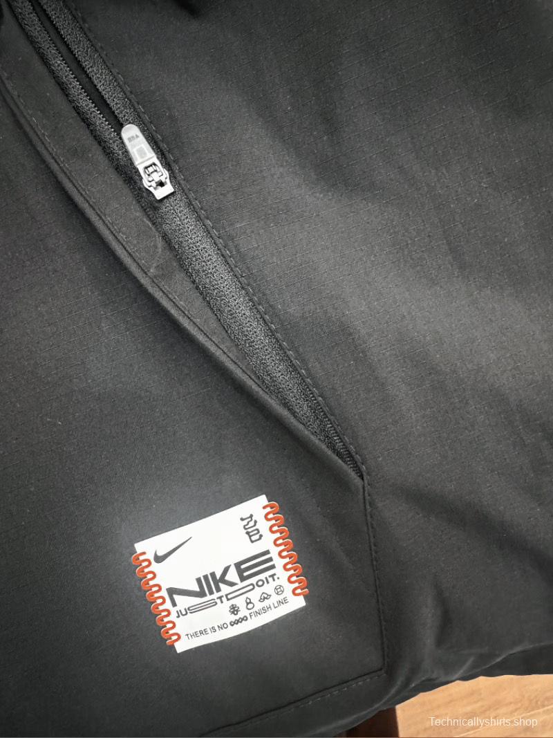 2025 NIKE White/Black Casual Jacket Windbreaker - 2 Colors