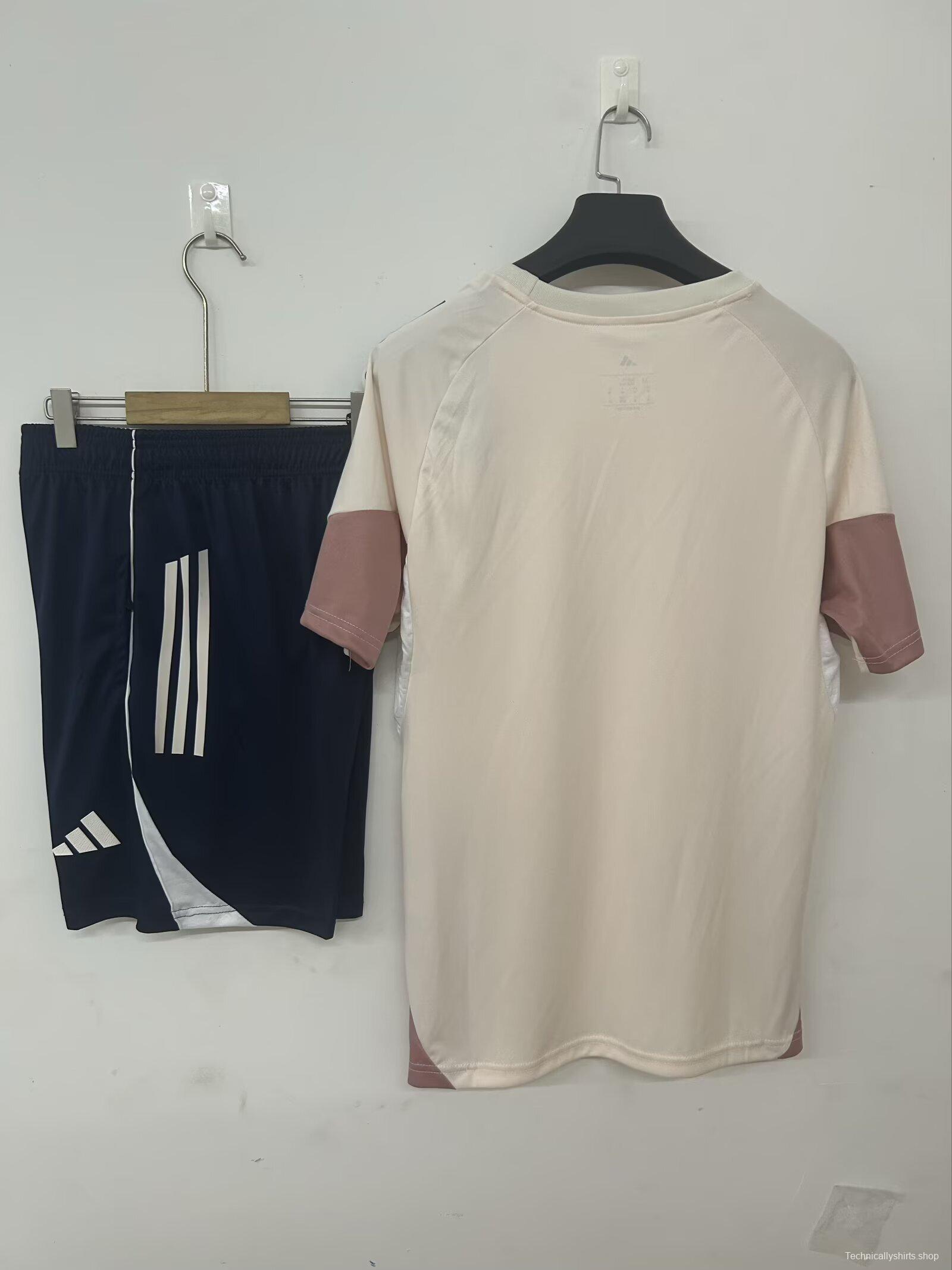 25/26 Aston Villa Pre-Match Jersey khaki+ Shorts