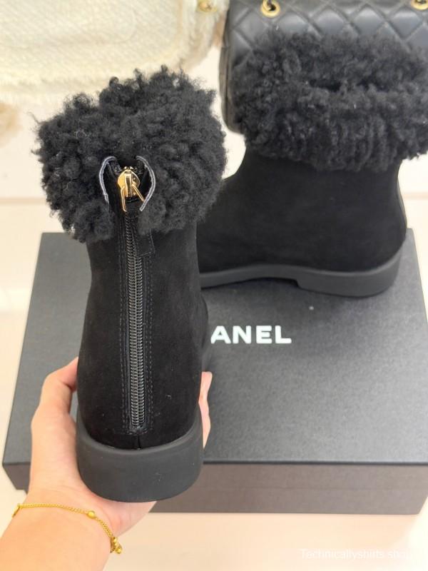 Chanel 25K Series Two-Tone CC Fur Snow Boots - KFY00300