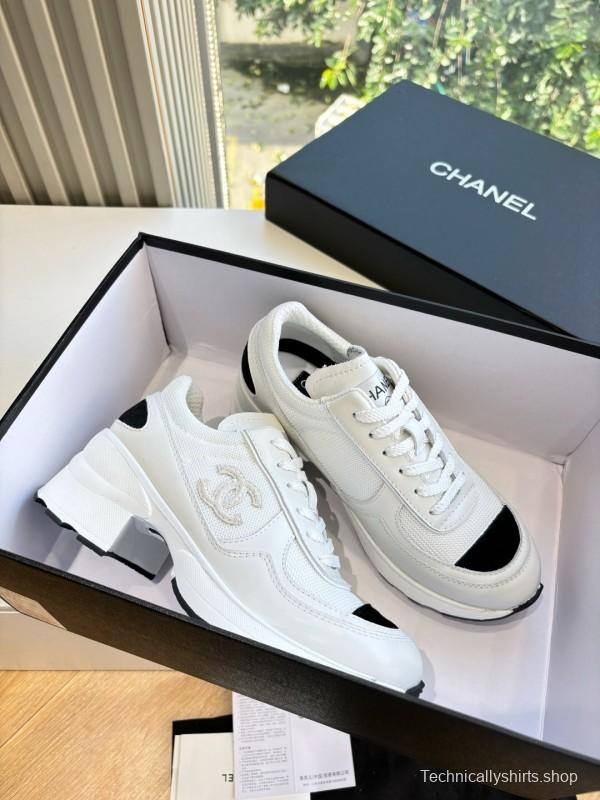 Chanel 2025 SS New Arrival High-Heel Two-Tone Casual Sneakers - KFY00320