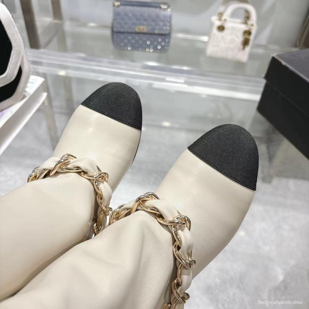 Chanel 2025 SS Runway Turn-Cuff Large Chain Block Heel Boots - LY00410