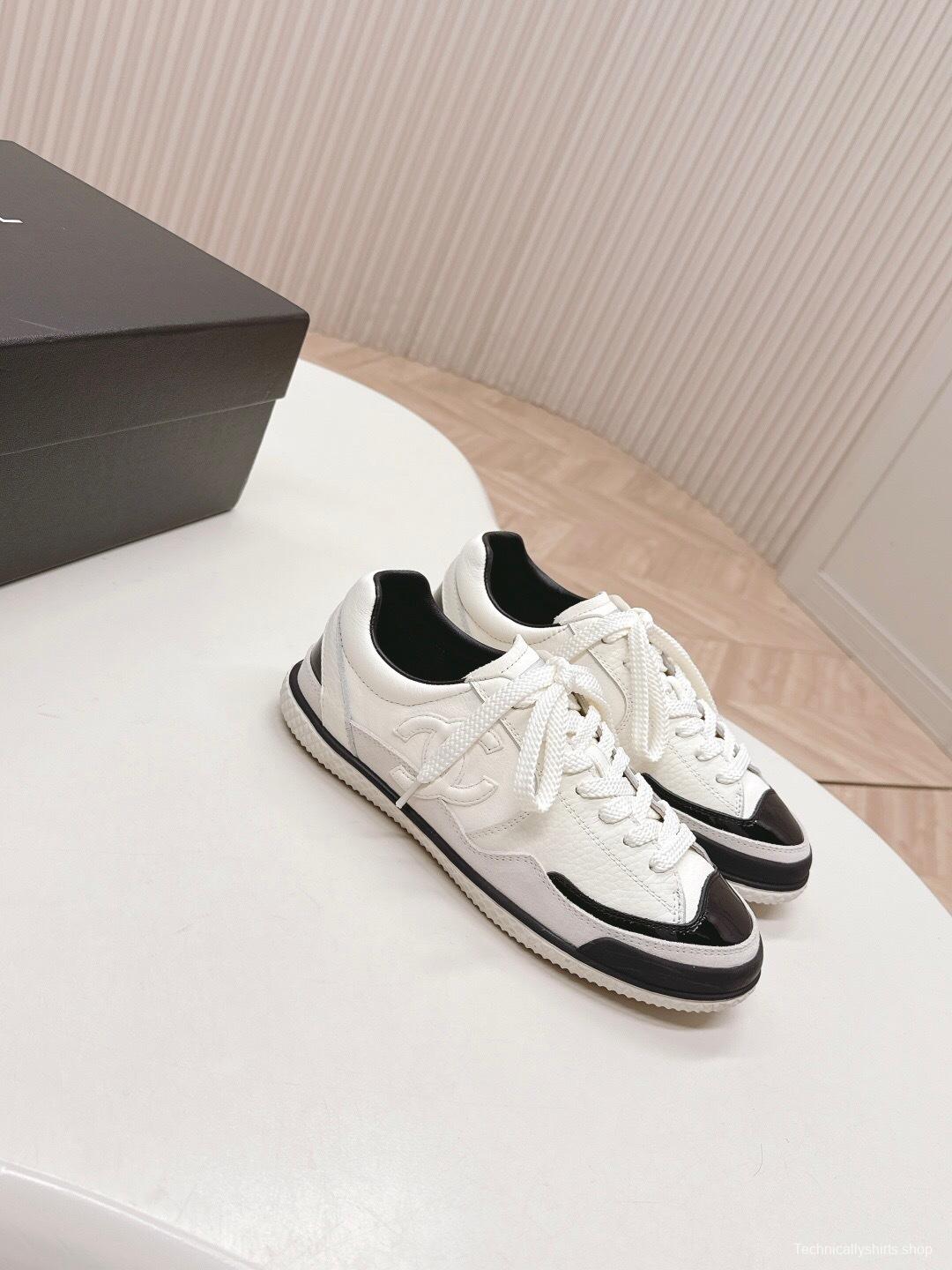 Chanel 2025 SS Casual Sneakers Training Shoes - LY00300