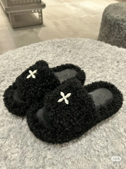 SMFK 2025/SS Fur Mule Sandals Latest Popular Cross Pattern - KFY00230
