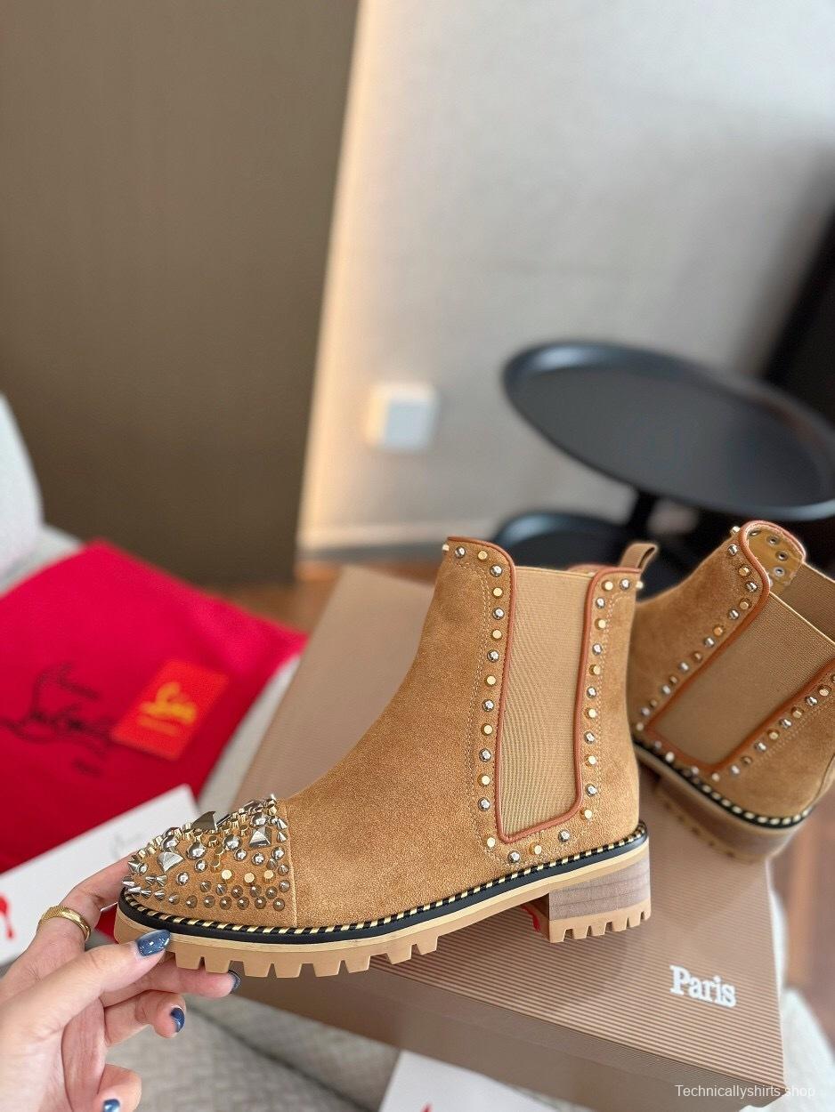 Christian Louboutin Fall/Winter 2025 Boots with Studded Toe Design - LY00350