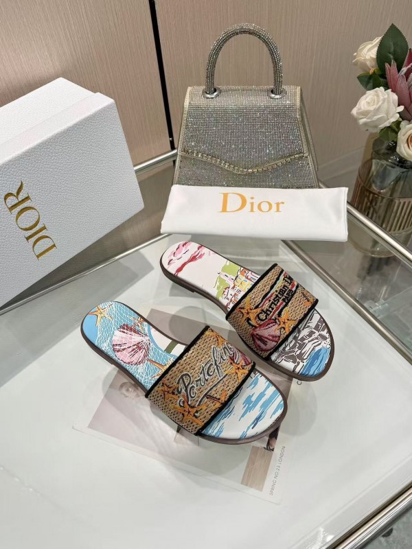 Dior 2025 SS Embroidered Monogram Slippers for Women with Lambskin Lining - L Y00200/L Y00240