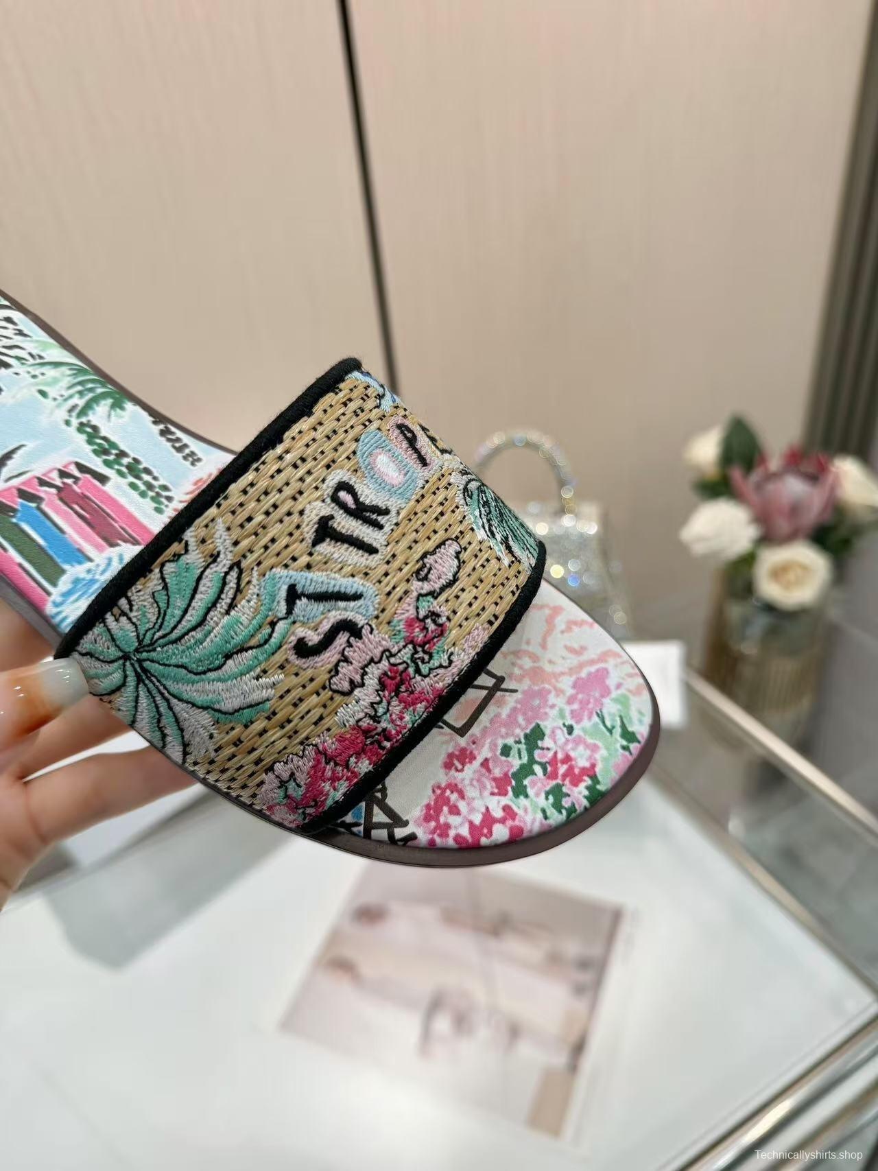 Dior 2025 SS CD Embroidered Monogram Slippers with Sheepskin Lining - LY00200