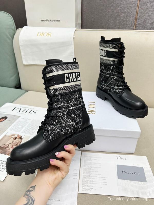 Dior Fall/Winter 2025 Retro Work Boots with Innovative Tech Embroidery - YL00350