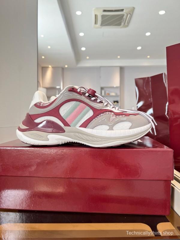 Gucci 2025 SS Collection 2.0 Sneakers with Reflective Stripes and Retro Design - AS00450