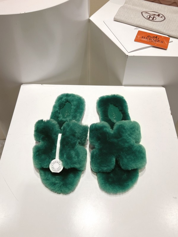 Hermès Fall/Winter 2025 Flat Wool Slippers - LY00240