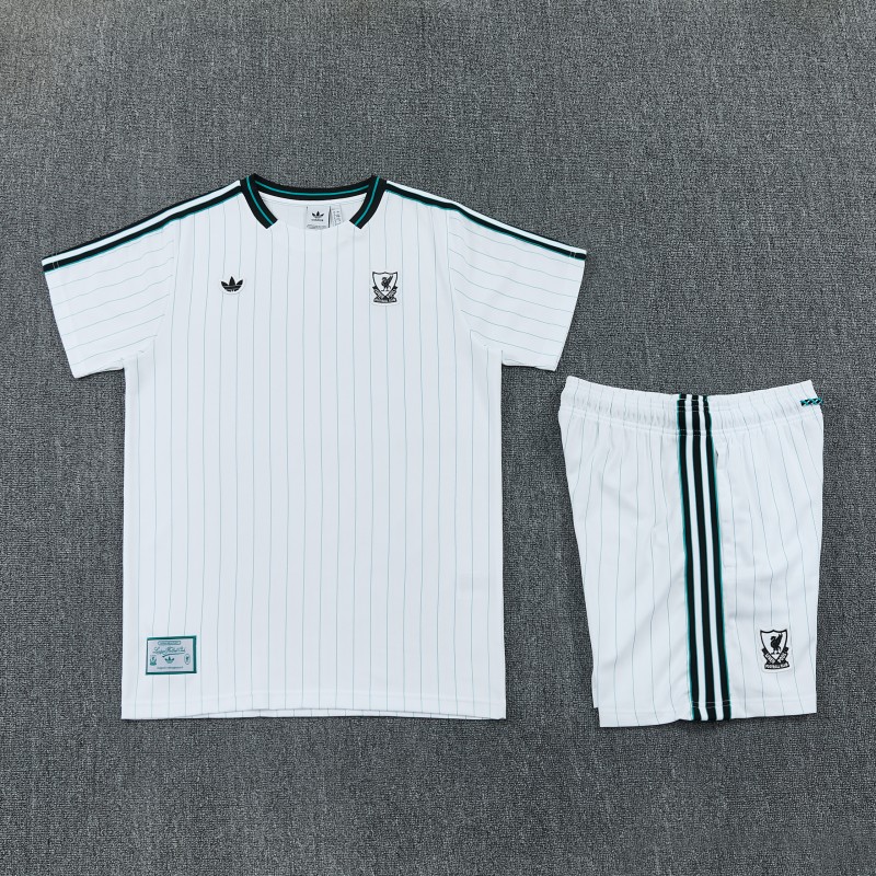 26/27  Liverpool White Short Sleeve+Soccer Shorts